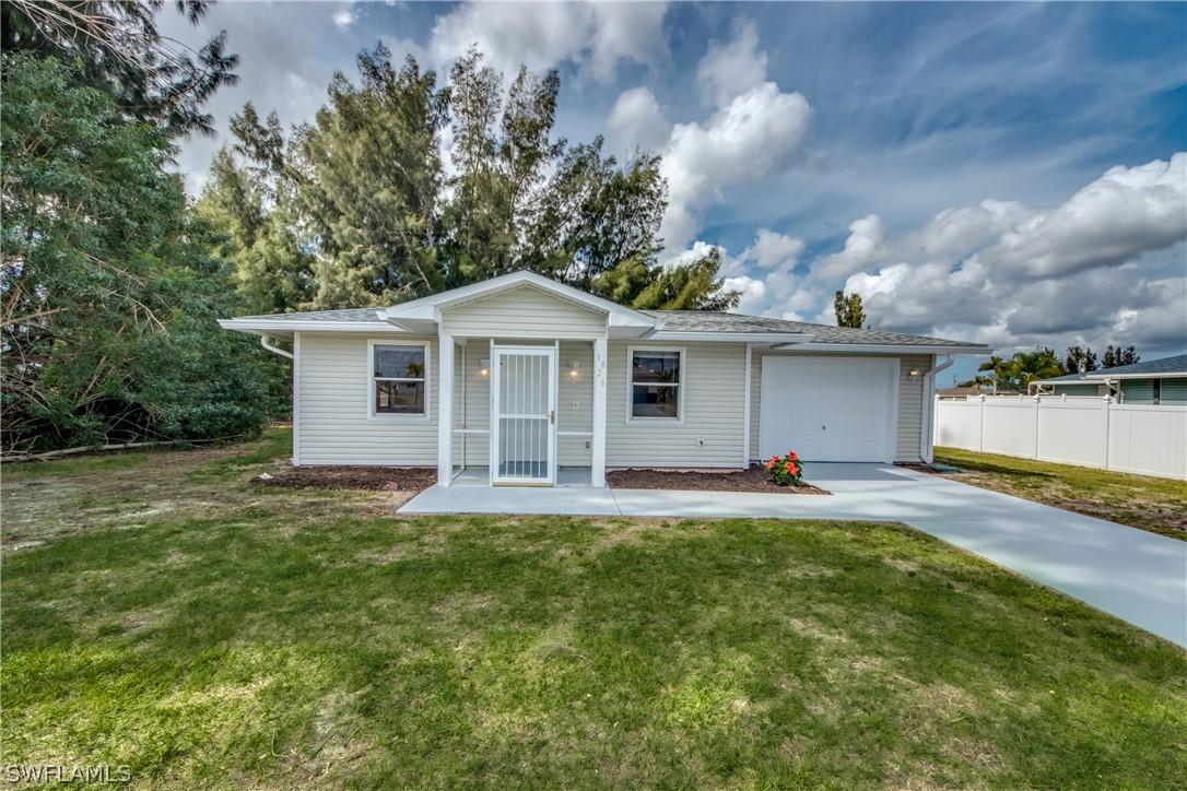 1826 NE 5th Ct., Cape Coral, FL 33909