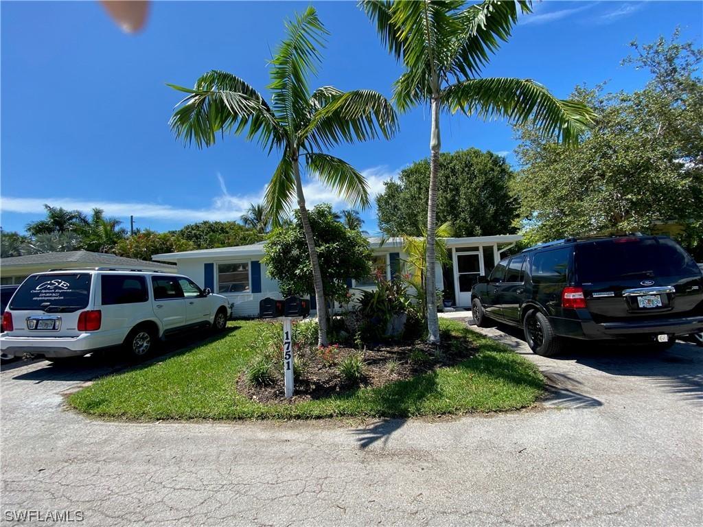 1751 Smugglers Cove, Naples, FL 34112