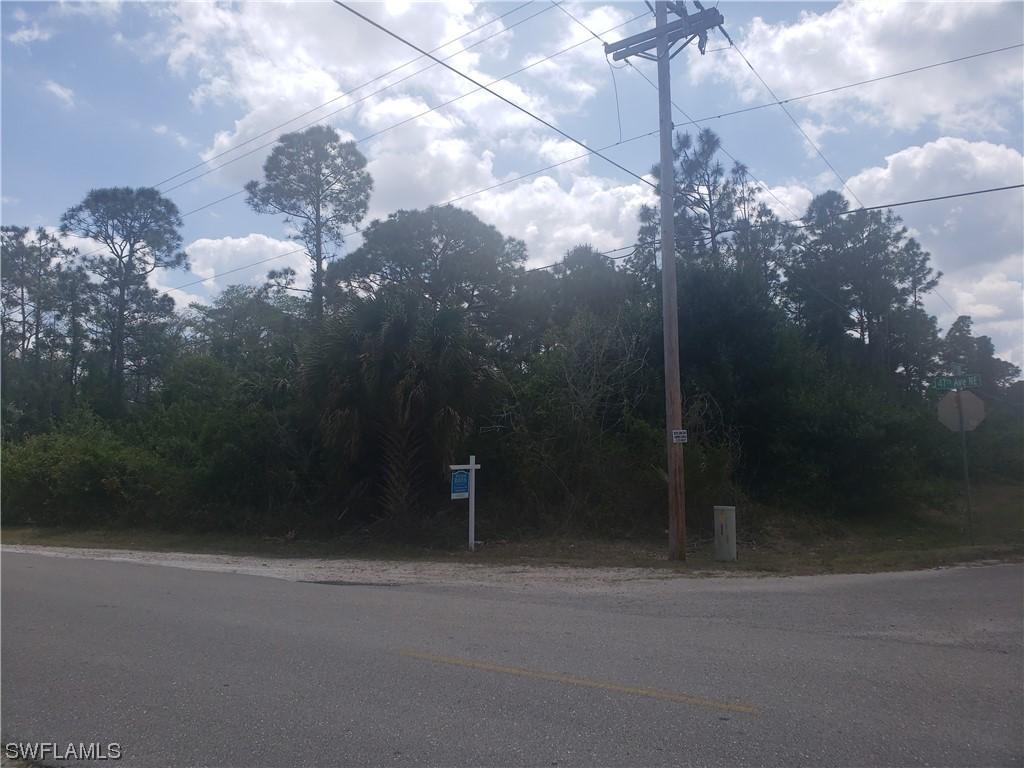 **** 47th Ave., Naples, FL 34120
