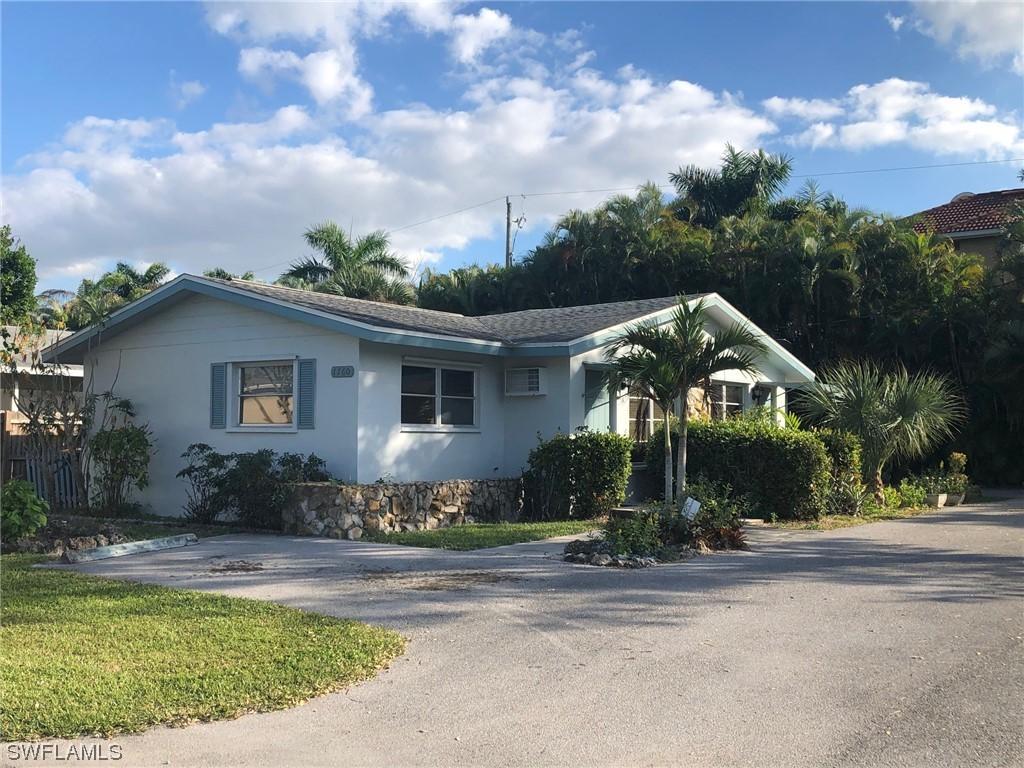 1760 Smugglers Cove, Naples, FL 34112