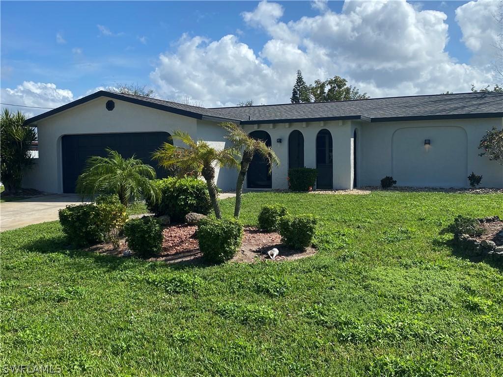 2911 SE 10th Pl., Cape Coral, FL 33904