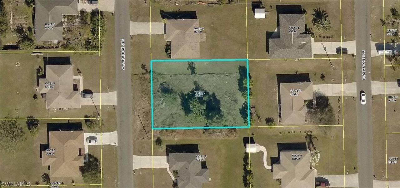 837 Woodridge Cir., Fort Myers, FL 33913