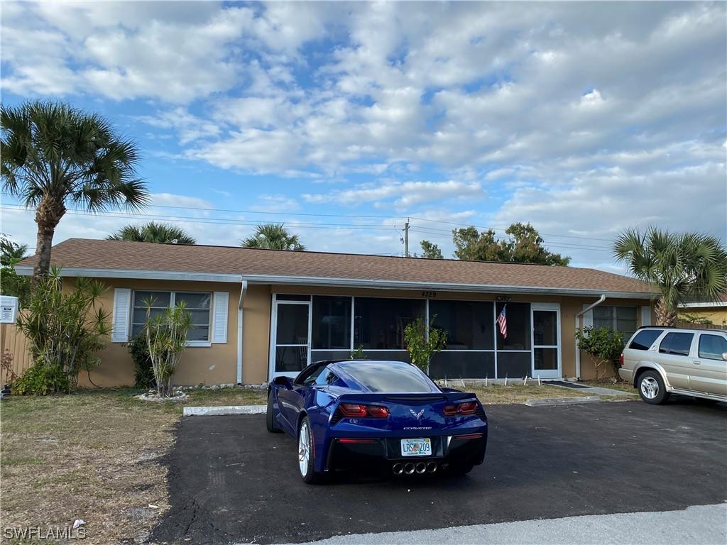 4329 Golden Gate Pkwy., Naples, FL 34116