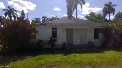 25 Cypress St. #27, North Fort Myers, FL 33903
