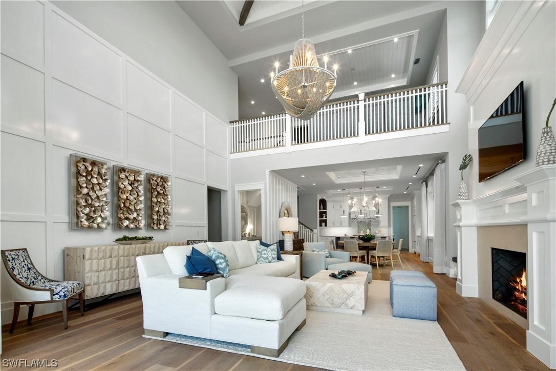 1443 2nd Ave., Naples, FL 34102