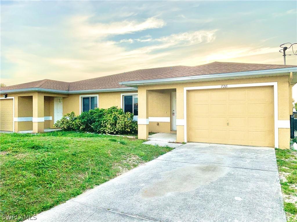 728 Ichabod Ave., Lehigh Acres, FL 33973