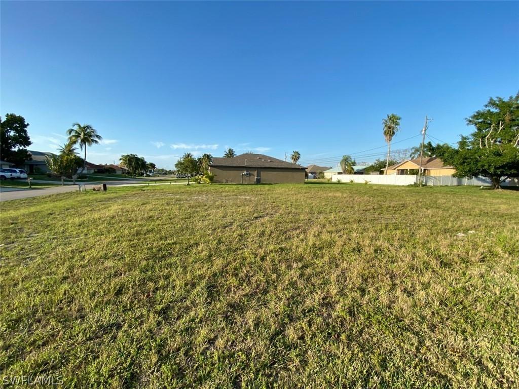 801 SW 9th Ave., Cape Coral, FL 33991