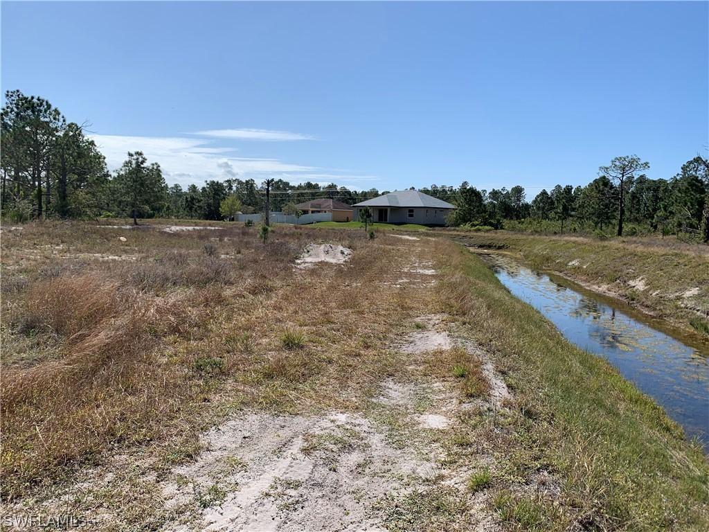 3239 Ruth Ln., Lehigh Acres, FL 33976