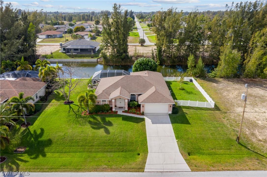 2942 SW 10th Pl., Cape Coral, FL 33914