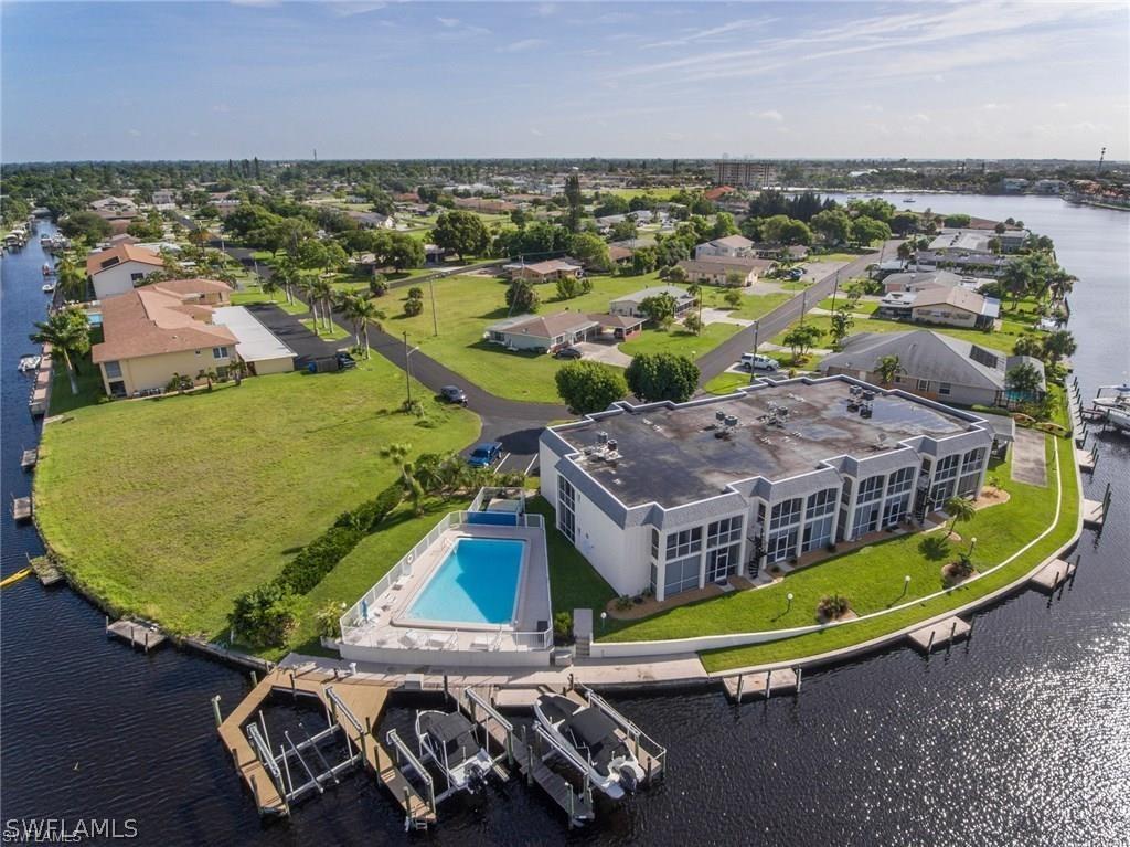 302 Tudor Dr. #5, Cape Coral, FL 33904