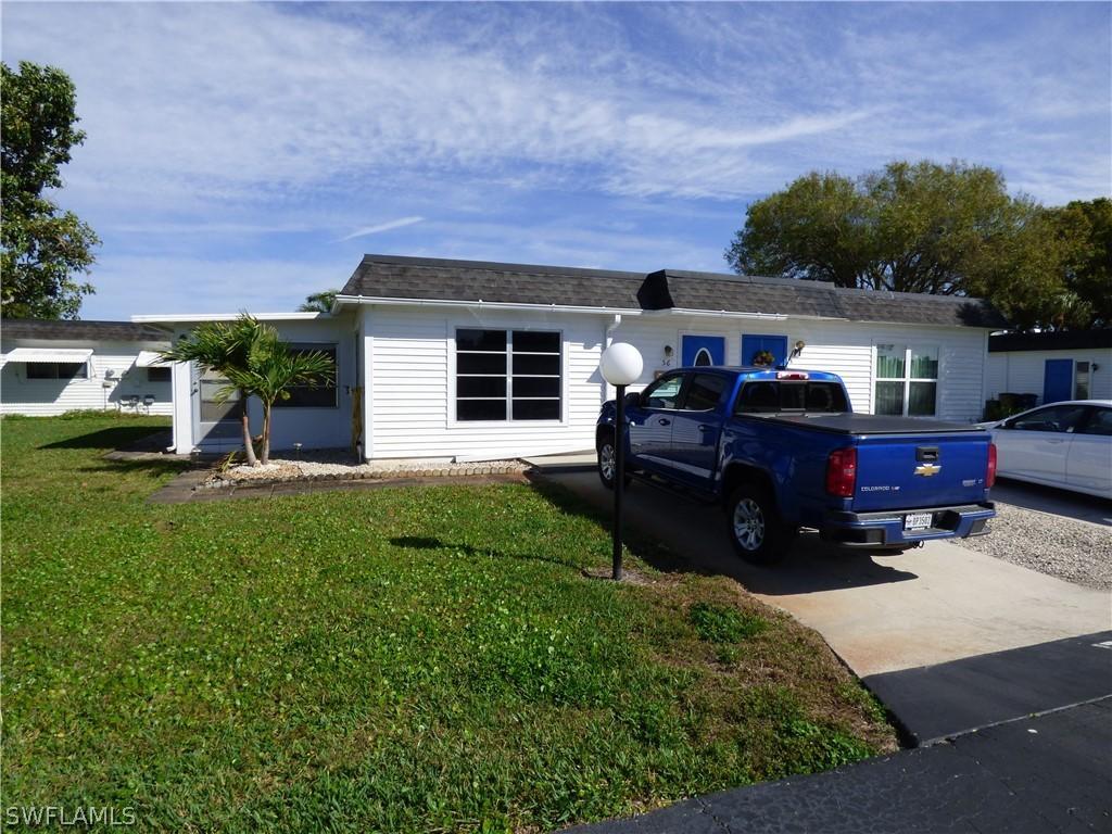 56 Hamlin Ct., Lehigh Acres, FL 33936