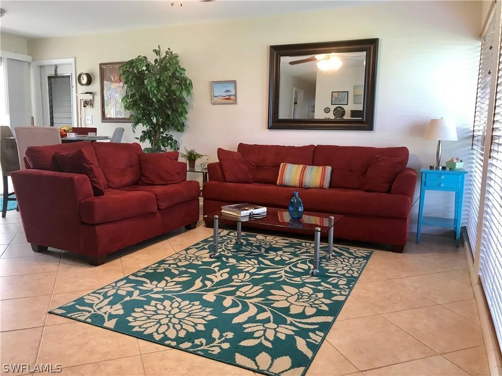 4219 SE 1st Pl., Cape Coral, FL 33904
