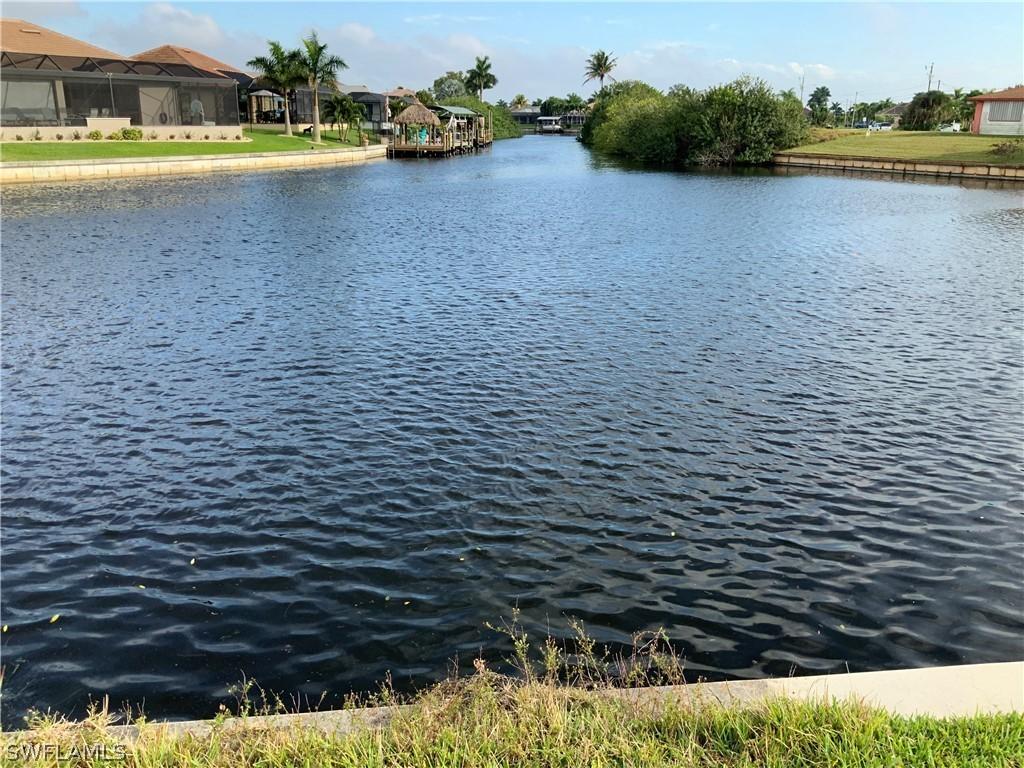 2569 Surfside Blvd., Cape Coral, FL 33914
