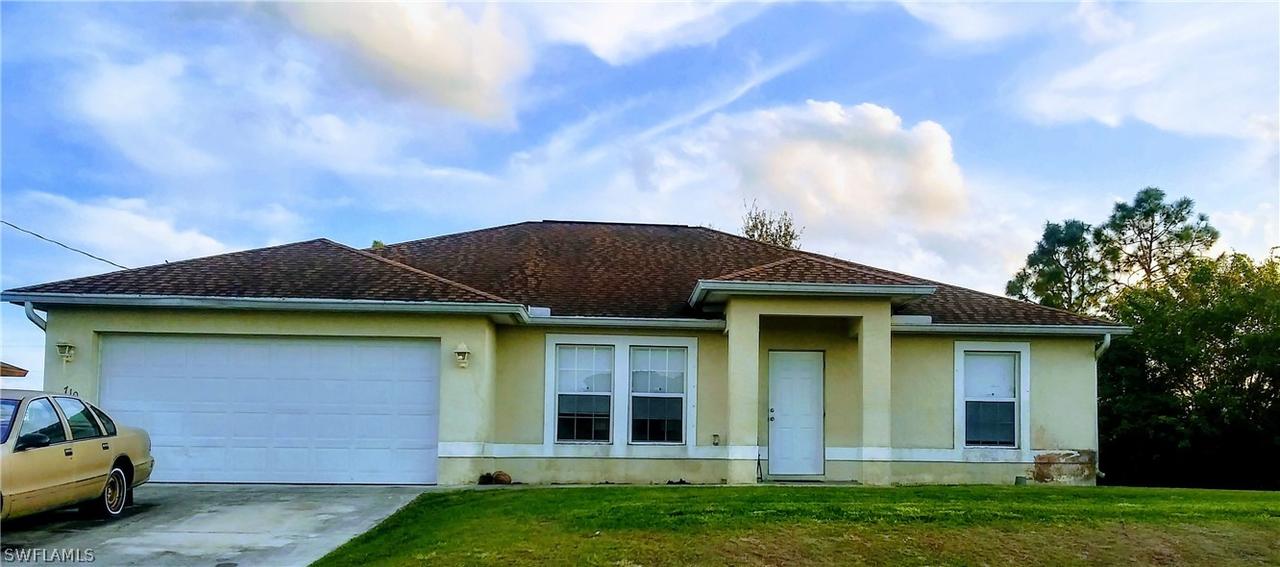 710 Carbon St., Lehigh Acres, FL 33974