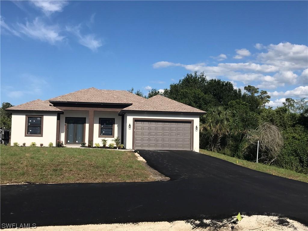 742 18th St., Naples, FL 34117