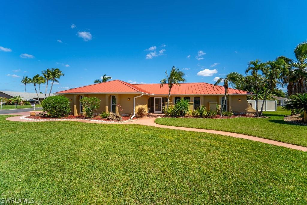 6948 Wittman Dr., Fort Myers, FL 33919