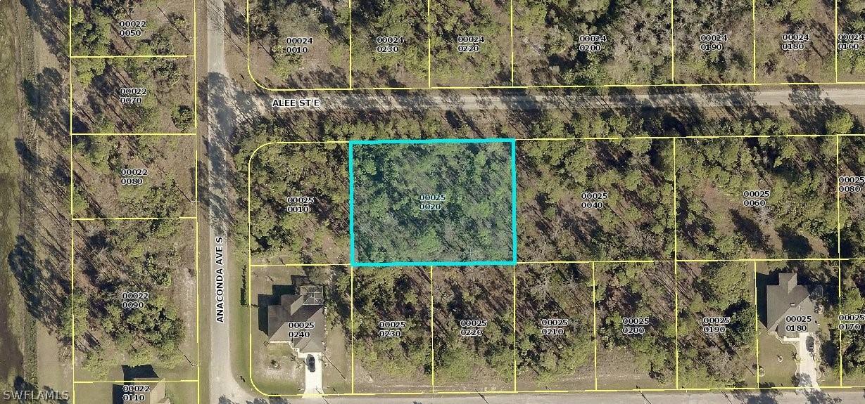 712 Alee St., Lehigh Acres, FL 33974