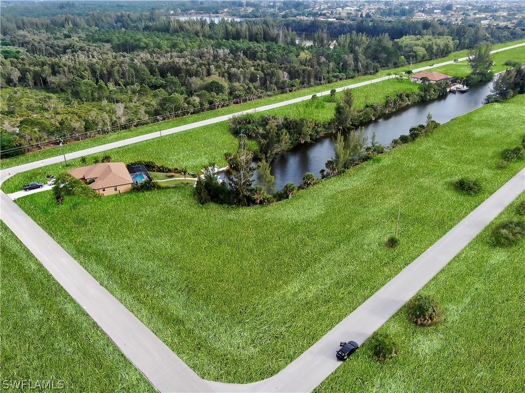 2733 NW 41st Ave., Cape Coral, FL 33993