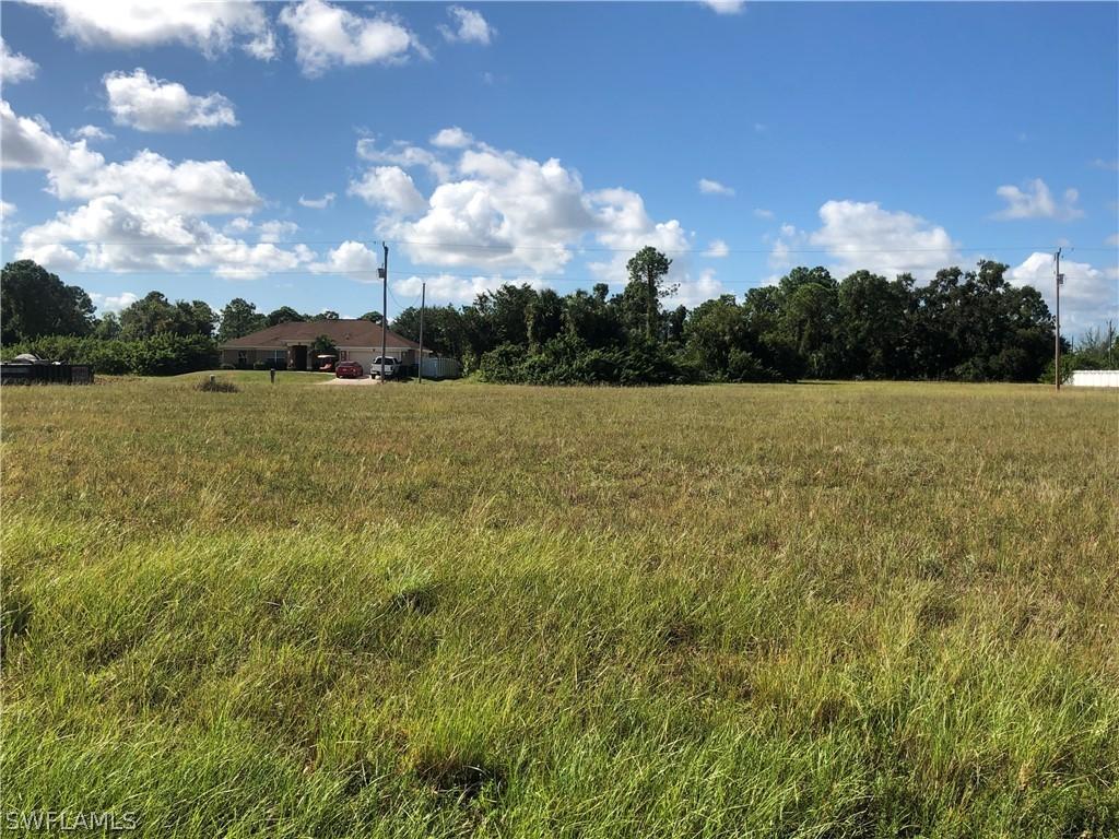 1012 NE 36th Ln., Cape Coral, FL 33909