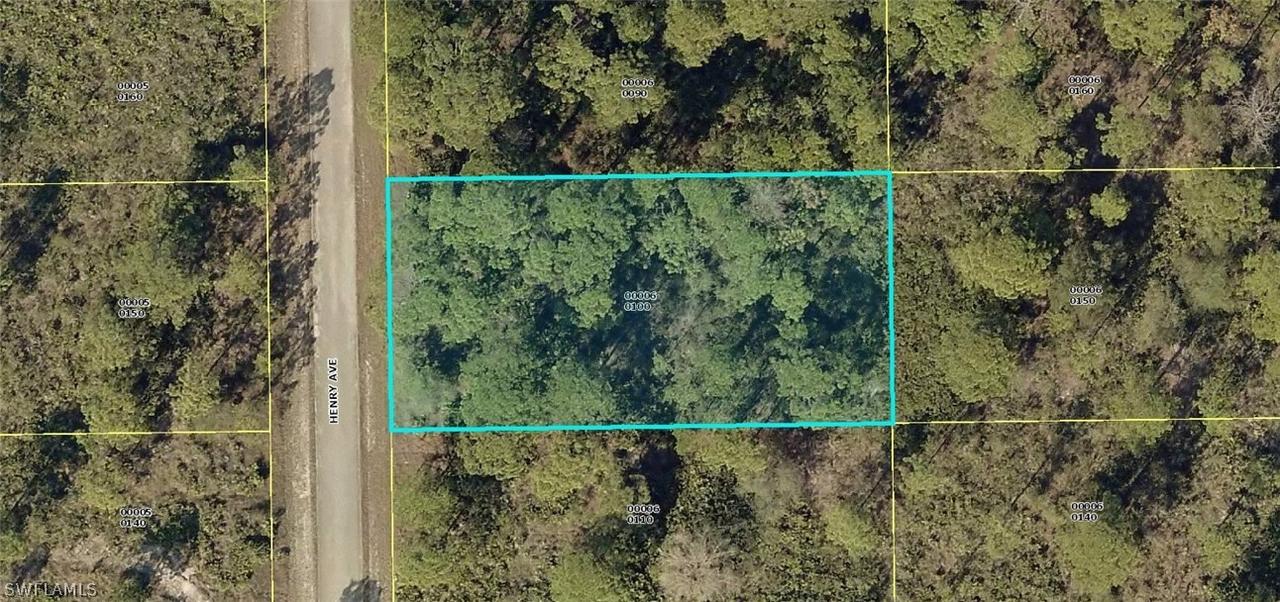 1604 Henry Ave., Lehigh Acres, FL 33972