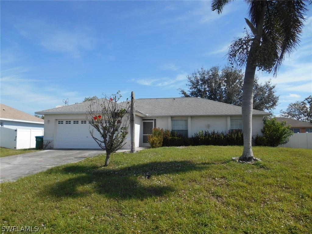 1021 SW 11th Pl., Cape Coral, FL 33991