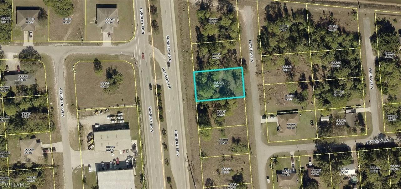 54 Floyd Ave., Lehigh Acres, FL 33976