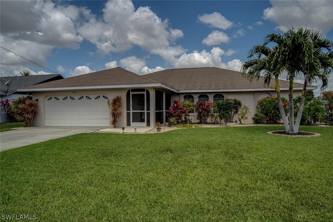 1213 SE 36th Ter., Cape Coral, FL 33904