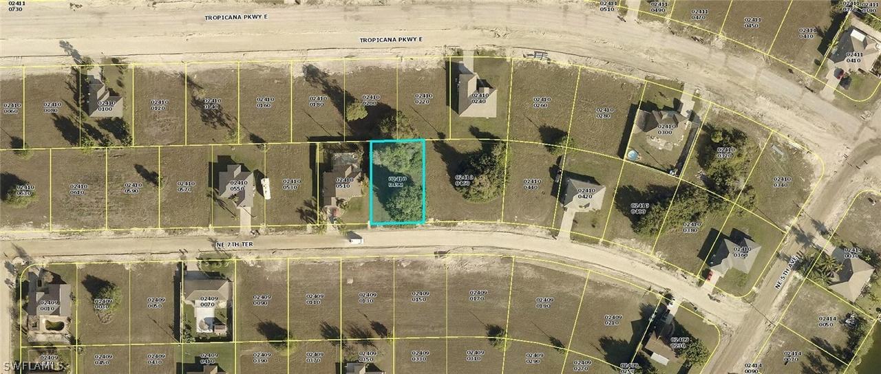 329 NE 7th Ter., Cape Coral, FL 33909