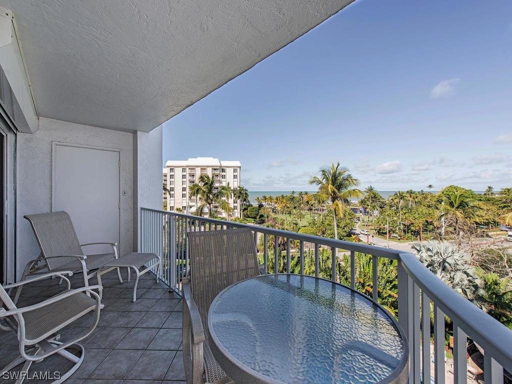 1300 Gulf Shore Blvd. #610, Naples, FL 34102