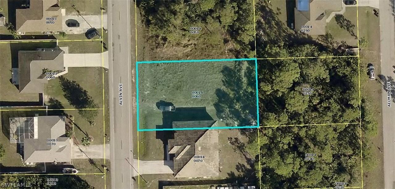 1022 Alvin Ave., Lehigh Acres, FL 33971