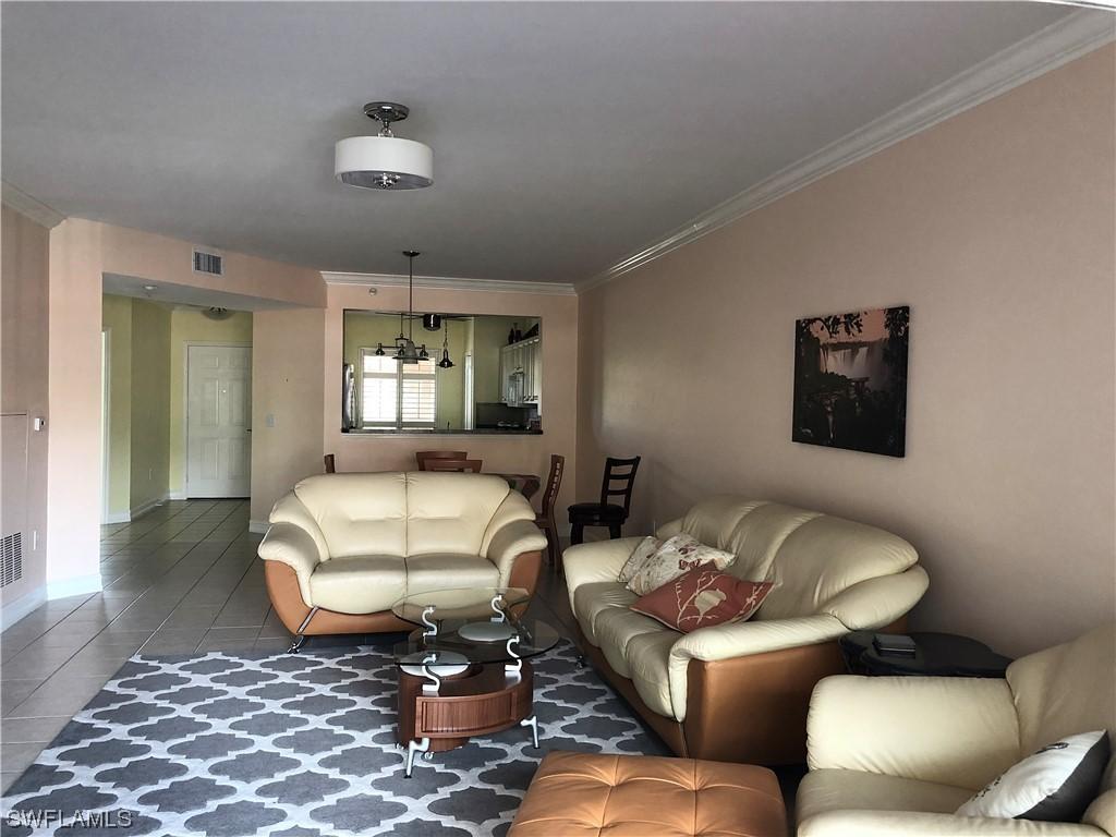7821 Great Heron Way #204, Naples, FL 34104