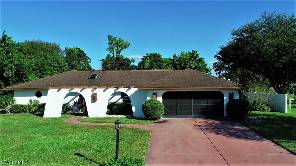 304 Lincoln Ave., Lehigh Acres, FL 33936