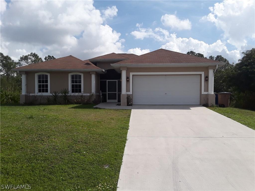 906 Jefferson Ave., Lehigh Acres, FL 33936