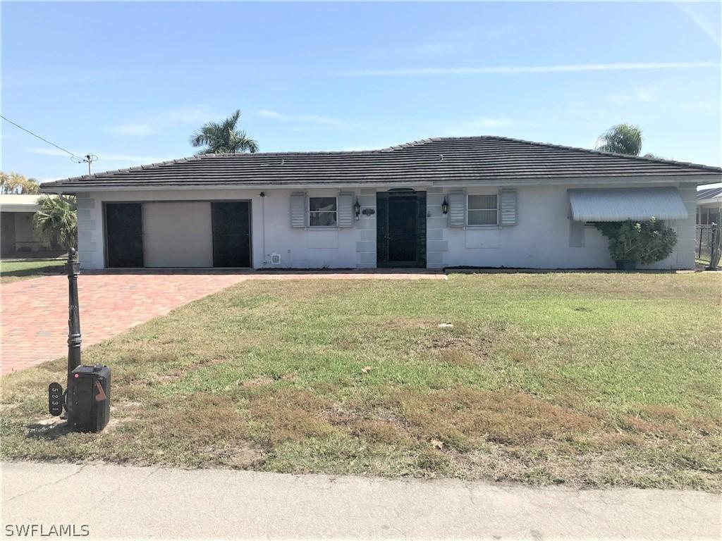 5231 SW 2nd Pl., Cape Coral, FL 33914