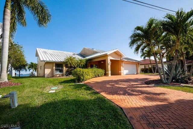 3131 SE 22nd Pl., Cape Coral, FL 33904