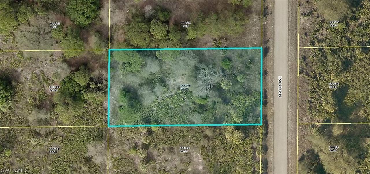 1417 Acacia Ave., Lehigh Acres, FL 33972