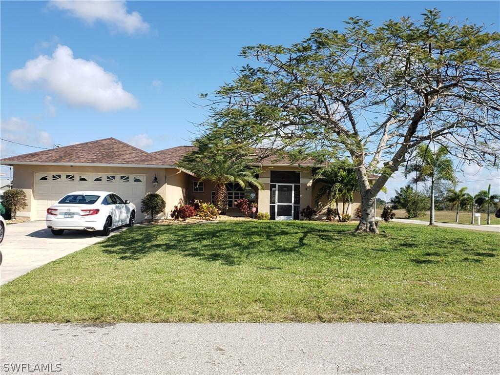 307 NW 10th Ter., Cape Coral, FL 33993