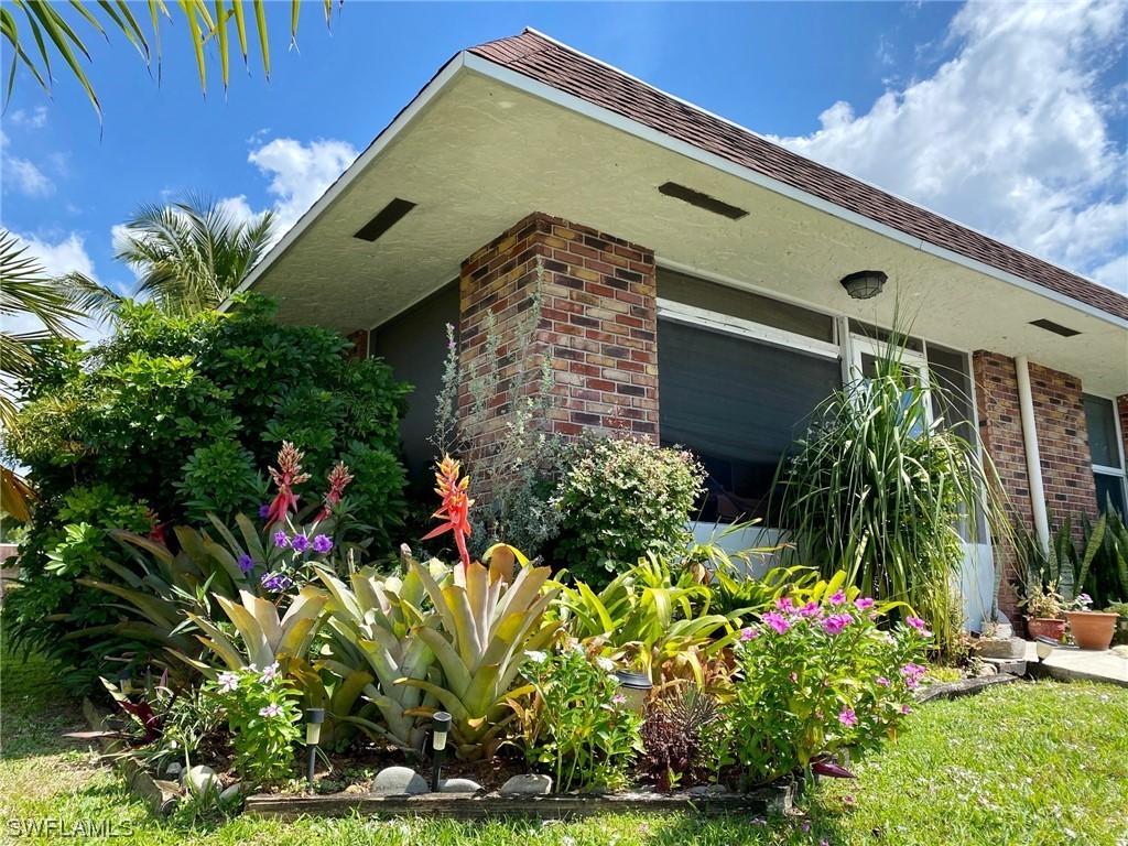 2730 Arbutus St. #E-1, Naples, FL 34112