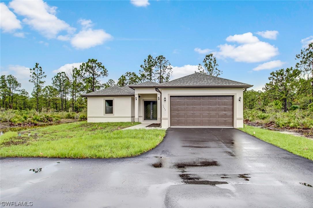 1749 24th Ave., Naples, FL 34120