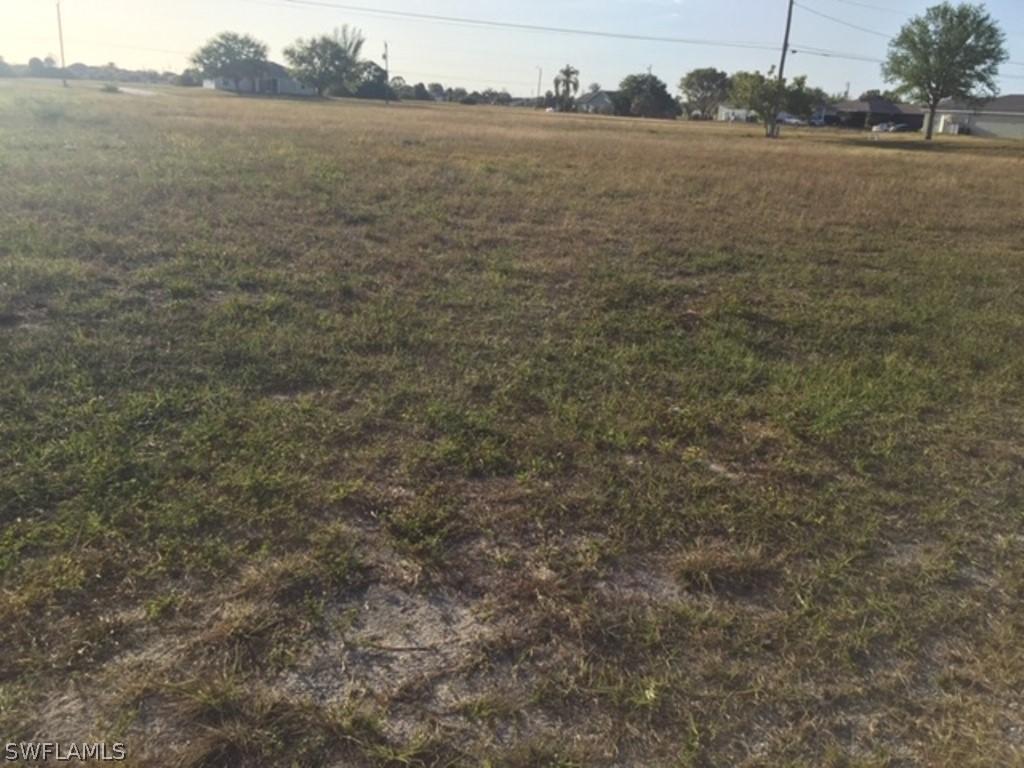 2748 NE 5th Ave., Cape Coral, FL 33909