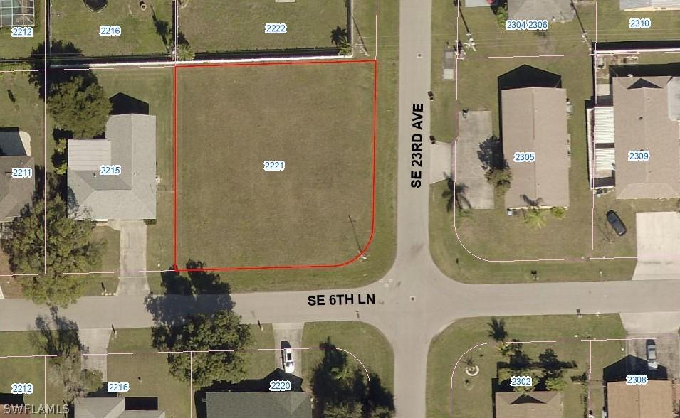 2221 SE 6th Ln., Cape Coral, FL 33990