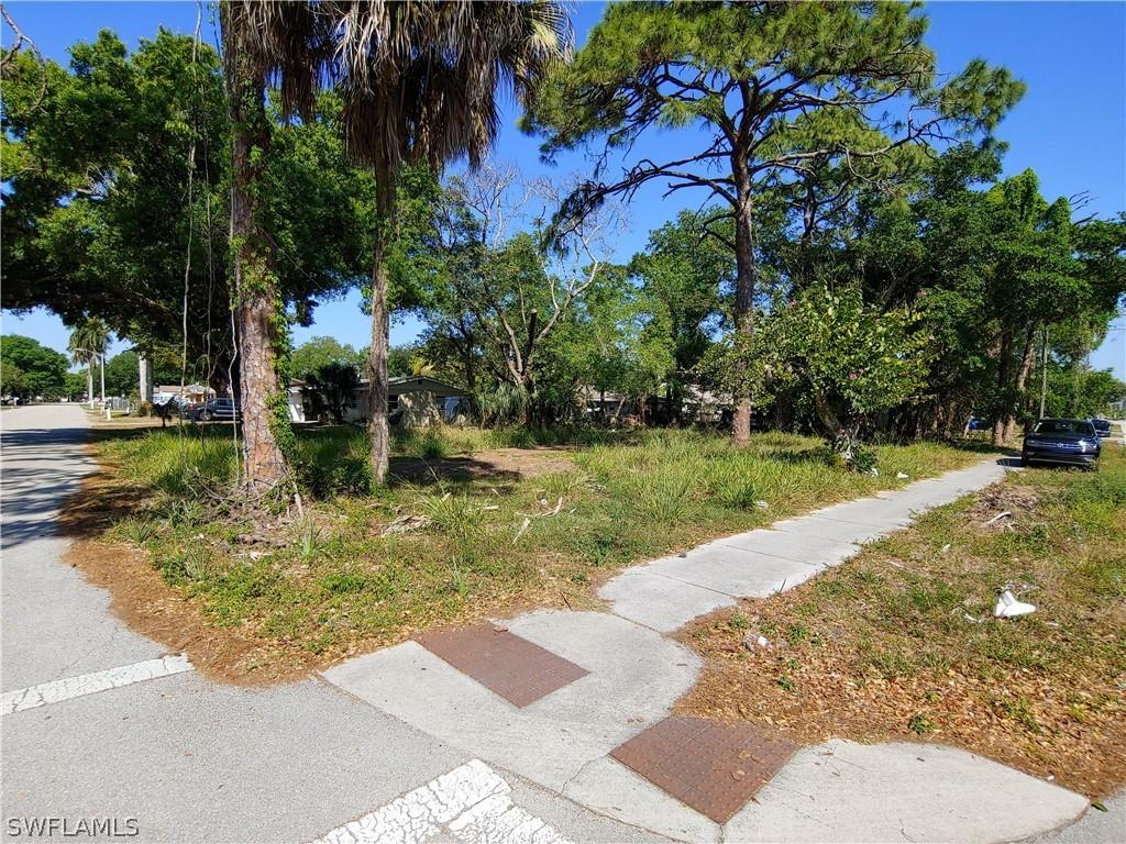 2524 Broadway, Fort Myers, FL 33901