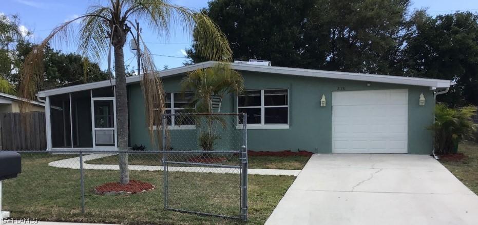 21131 Gladis Ave., Port Charlotte, FL 33952