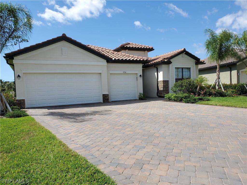 4706 Abaca Cir., Naples, FL 34119