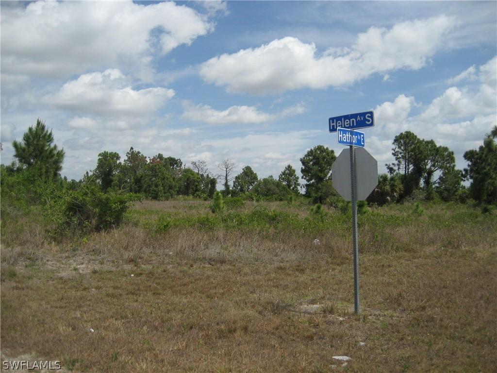 1239 Hathor St., Lehigh Acres, FL 33974