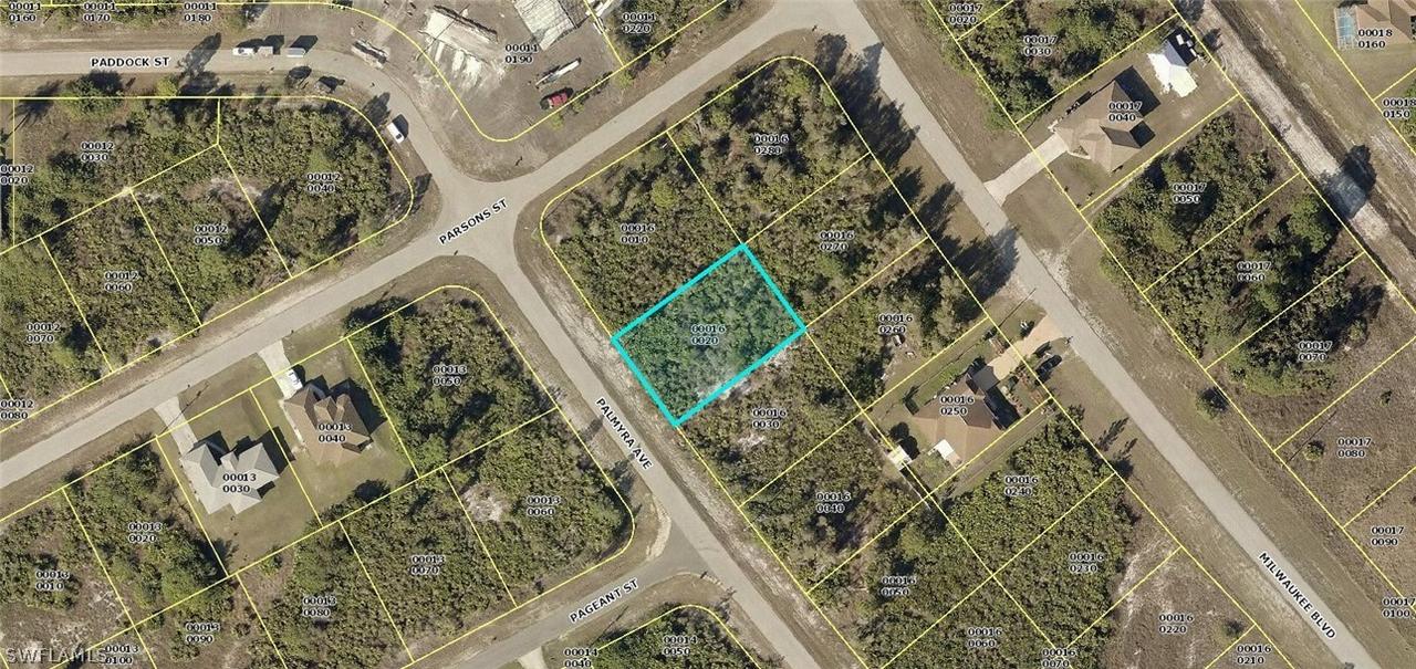 317 Palmyra Ave., Lehigh Acres, FL 33974