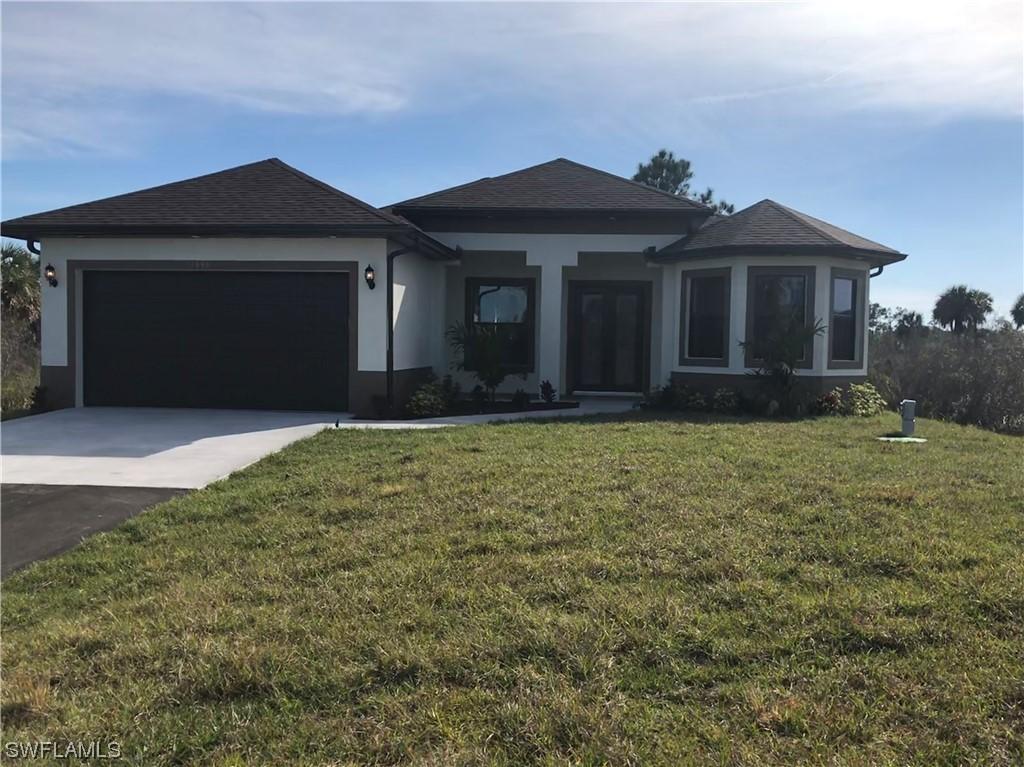 4438 6th Ave., Naples, FL 34120
