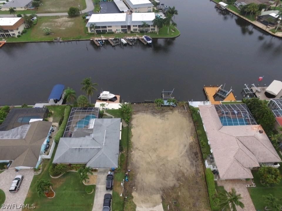 1732 SE 40th Ter., Cape Coral, FL 33904