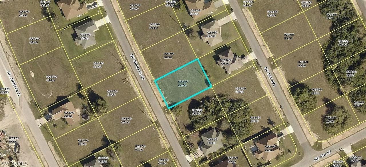 427 NE Juanita Ct., Cape Coral, FL 33909