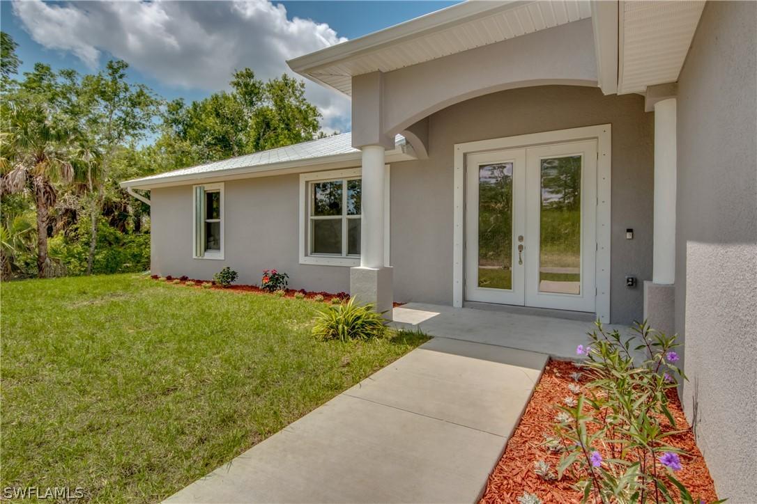 1007 Highland Ave., Lehigh Acres, FL 33972